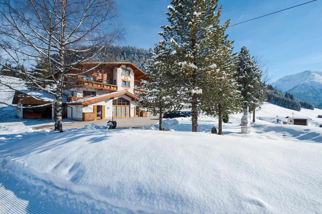 Gaestehaus Alpenblick Berwang Ngoại thất bức ảnh