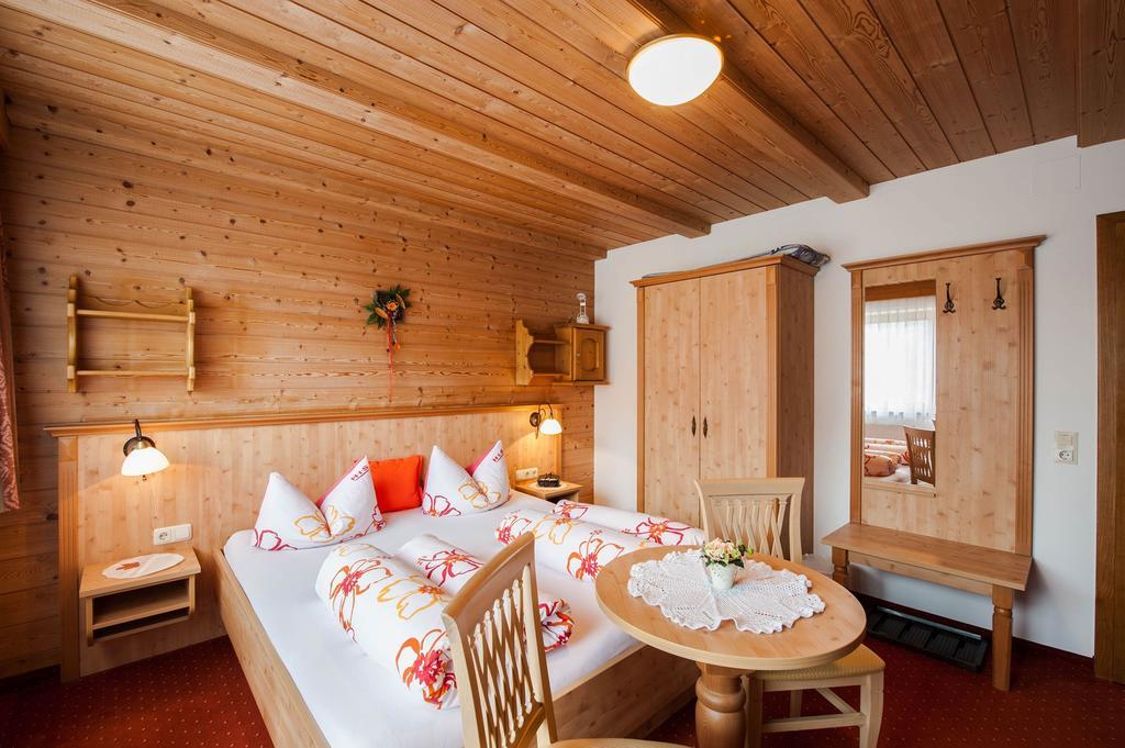 Gaestehaus Alpenblick Berwang Ngoại thất bức ảnh