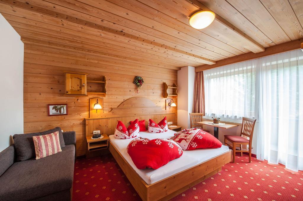 Gaestehaus Alpenblick Berwang Ngoại thất bức ảnh